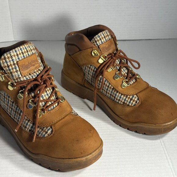 Lady's or Boy's size 7 Timberland Chukka boots - Picture 1 of 16
